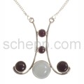 Anh�nger, Chalcedon und Onyxe, mit Schlangenkette