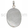 Pendant, mother-of-pearl shell, oval