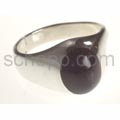 Seal ring with purple stone, oval