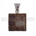 Pendant, shell in synthetic resin