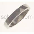 Ring, geh�mmert, schmal