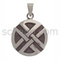 Pendant Celtic, with knot design, round