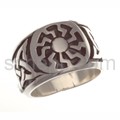 Ring mit Knotenmuster, Sonne