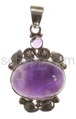 Pendant, amethyst, oval