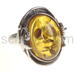 Ring, amber, oval