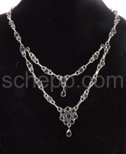 Collier mit Iolithen, Facettenschliff