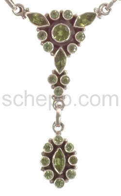 Collier mit Peridoten, Facettenschliff