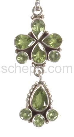 Collier mit Peridoten, Facettenschliff