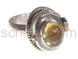 Poison ring, top opens, citrine