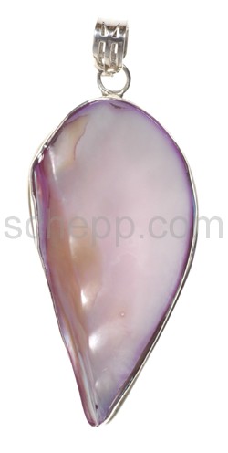 Pendant mother-of-pearl shell