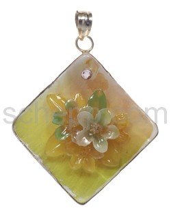 Pendant blooms, mother-of-pearl, square