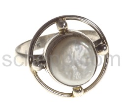 Ring with mother-of-pearl, round, small