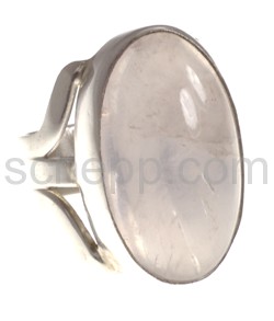 Ring with large rose quartz, oval