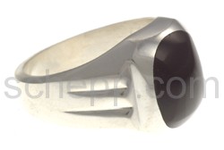 Siegelring mit Onyx, oval