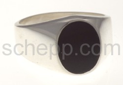 Seal ring with onyx, oval