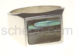 Seal ring with mother-of-pearl, rectangular