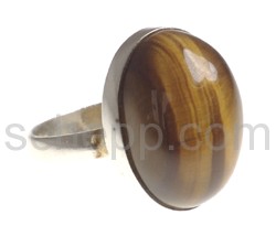 Ring with tiger\s eye, oval