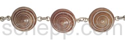 Link bracelet with genuine shells