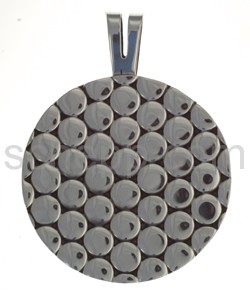 Pendant with silver plates, round