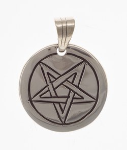 Amulett Pentagramm auf der Spize