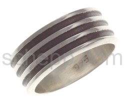 Ring with black lines