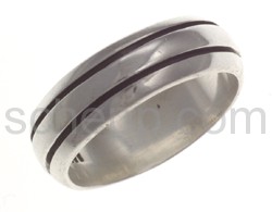 Ring with black lines, raised