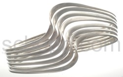 Armspange aus Silberdraht