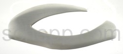 Armspange mit eingekerbter Seitenkante