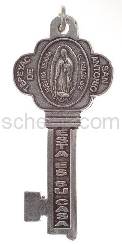 Amulet with Mary/Lourdes grotto in the shape of a key