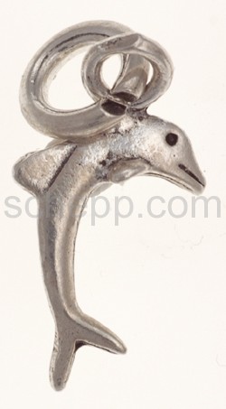 Pendant dolphin