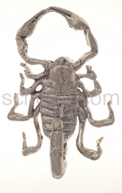 Pendant scorpion, large