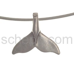 Pendant whale fin, small