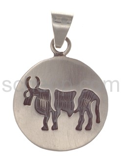 Pendant Indian jewellery, bull (Hopi style)