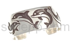 Bangle dolphin (Hopi style), wide