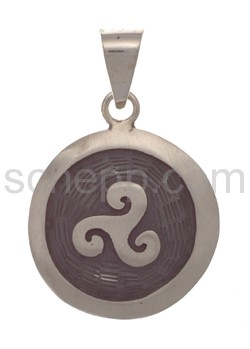 Pendant Celtic, triskele