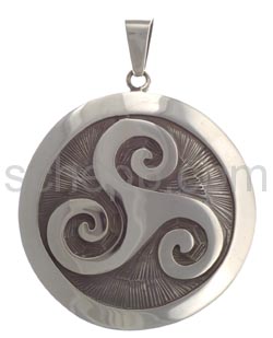 Pendant Celtic, triskele