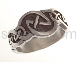 Ring knot design