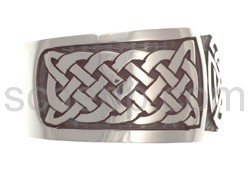 Armspange mit keltischem Knotenmuster