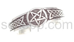 Bangle with star and Celtic knot design