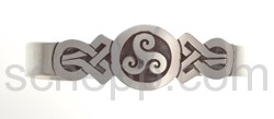 Bangle, Celtic knot design and triskele