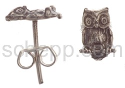 Ear studs owl