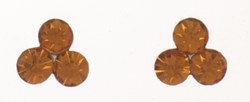 Ear stud with 3 orange rhinestones