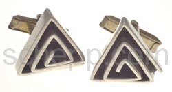 Cuff links, triangular