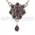 Collier mit Iolithen, Facettenschliff