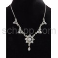 Collier mit Zirkonen, Facettenschliff